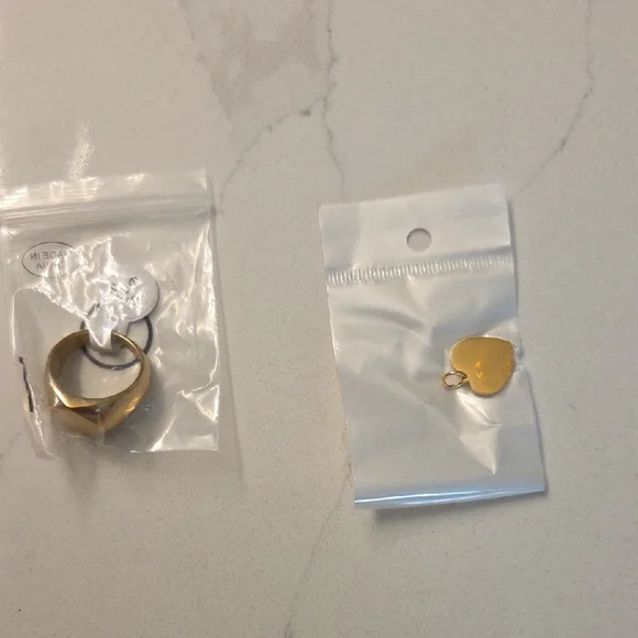 6 Items Plunder Gold Tone Charm Necklace with Blue and Orange Beaded Bracelet - Picture 6 of 6